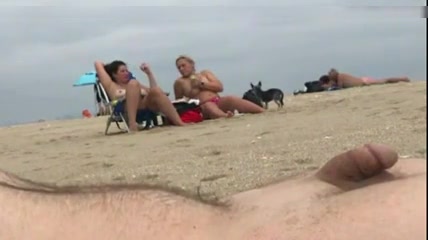 Blonde Flashing Beach Porn - Flashing the dick at the beach and ejaculating in public